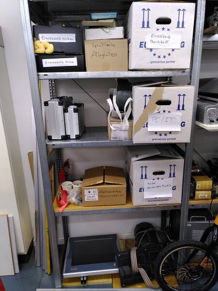 Datei:Small Debris Shelf.jpg