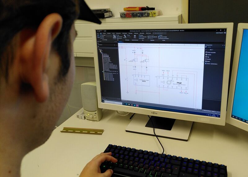 Datei:Small Drawing Schematic.jpg